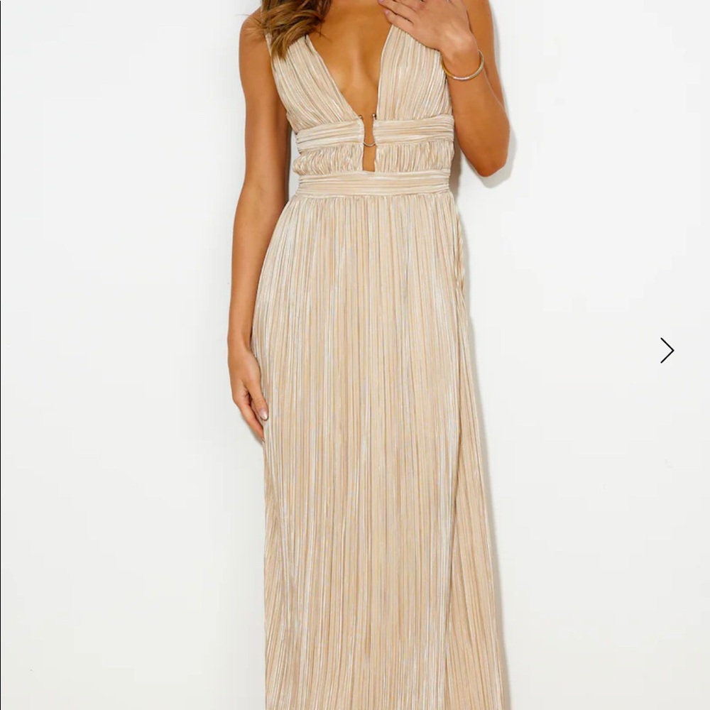 PLISSE MAGIC MAXI DRESS BEIGE